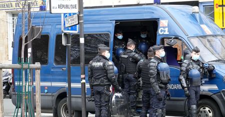 Wykrzykiwał "Allahu Akbar". Jedna osoba nie żyje