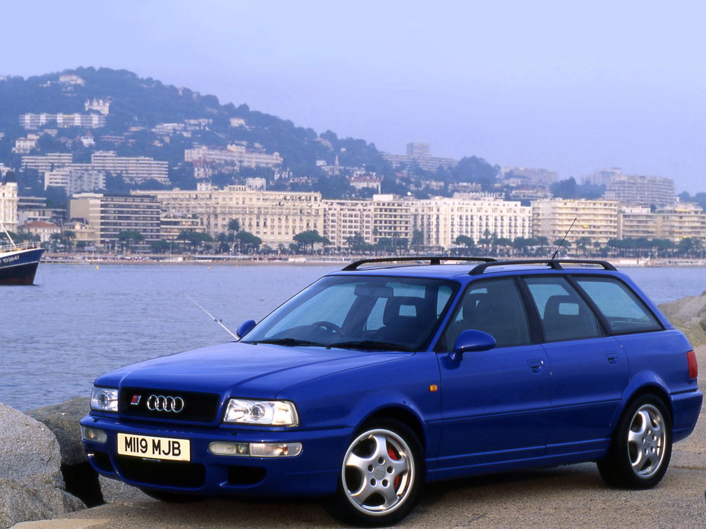 Audi RS2