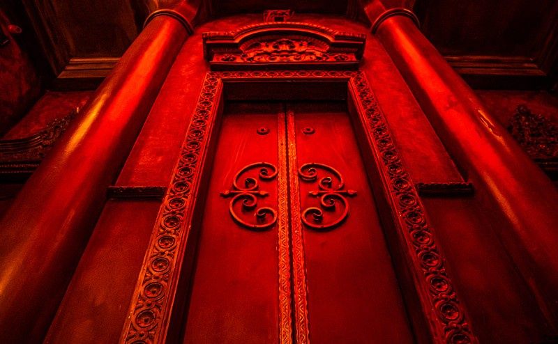 opuszczony hotel escape room wnętrza