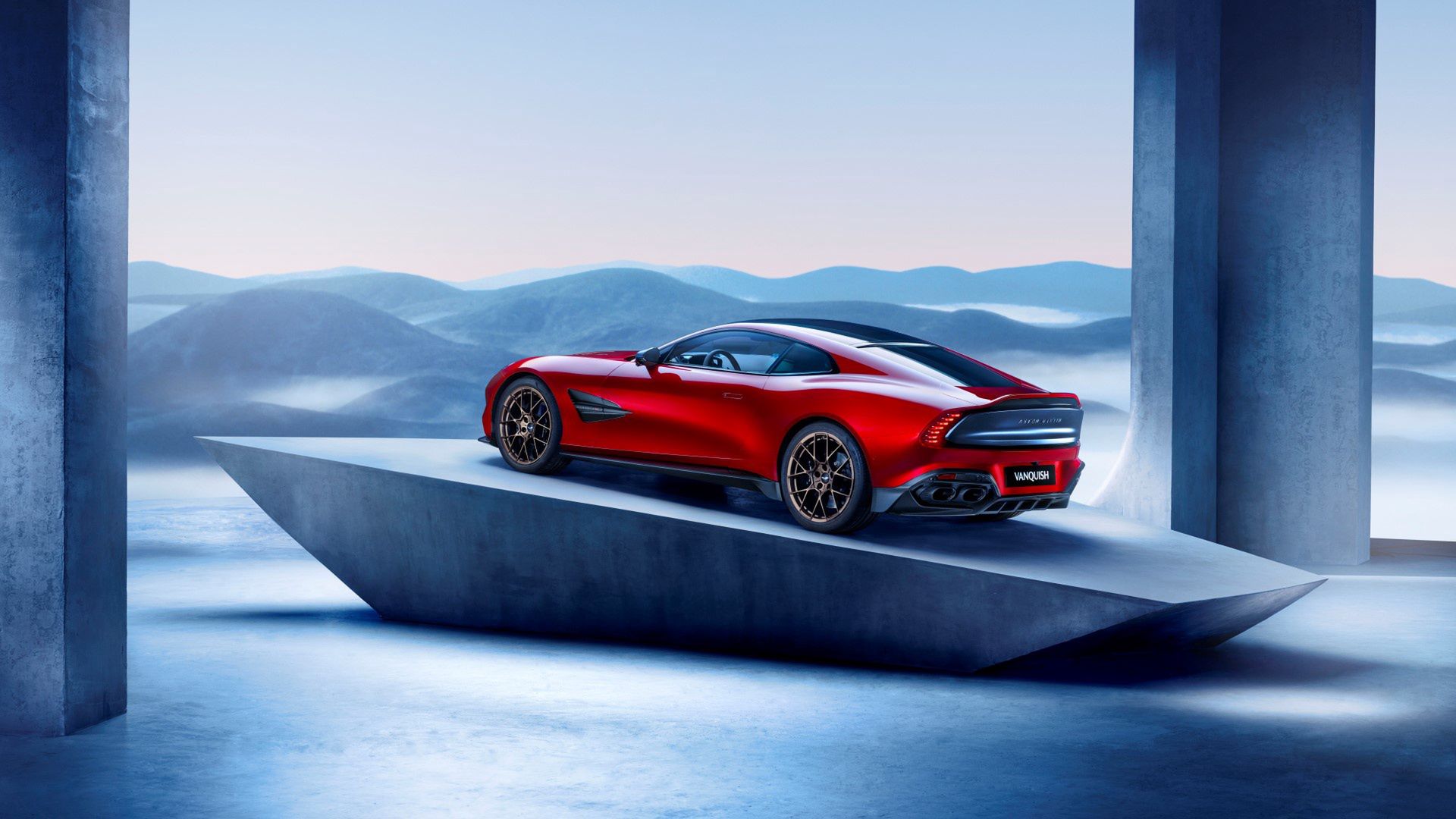 Nowy Aston Martin Vanquish