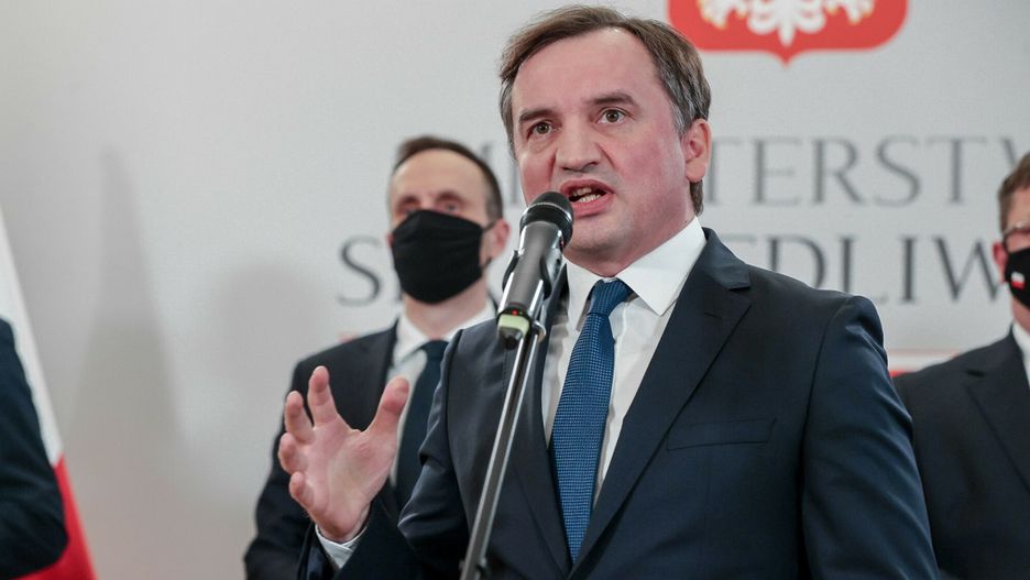 Budżet UE. Zbigniew Ziobro: Autostrada do likwidacji polskiego sejmu