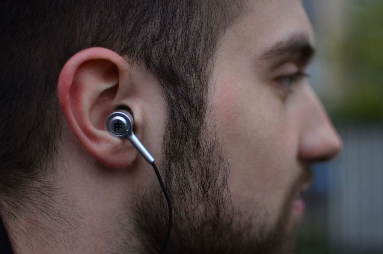 iFrogz Coda Wireless - test bezprzewodowych słuchawek dokanałowych