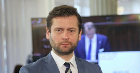 Bortniczuk zaskakuje. Mówi, dlaczego młodzież ma lewicowe poglądy