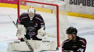 Hokej: Nie było niespodzianki. STS Sanok przegrał z mistrzem Polski