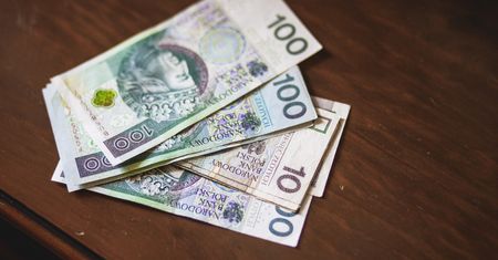 Rząd rozważa prezent dla seniorów. "Poszerzenie programu"