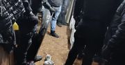 Konin: Ranił nożem cztery osoby. Potem ukrywał się w hotelu