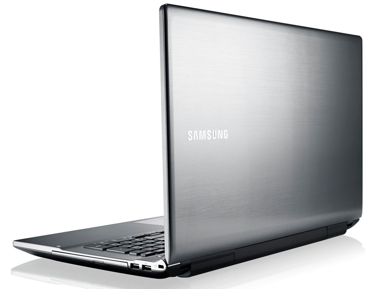 Samsung 550P5C i 550P7C - mocne, multimedialne maszynki z serii 5. 3