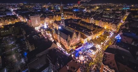 Turyści oszaleli na punkcie polskich atrakcji. "Wolne miejsca znikają z każdym kolejnym dniem"