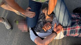 Recydywista publikował filmiki, w których groził policjantom. Trzy dni później został namierzony