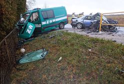 Pojazd Żandarmerii Wojskowej roztrzaskany. Groźny wypadek pod Piszem