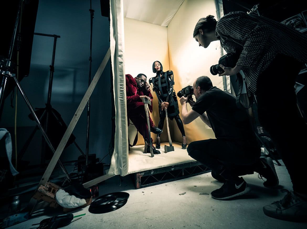 Tim Walker odpowiedzialny za kalendarz Pirelli 2018. Wiemy, co dzieje się za kulisami 15