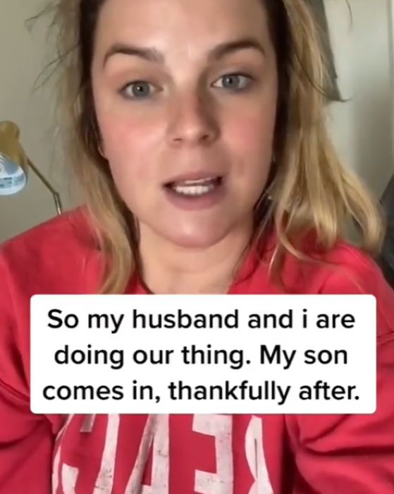 Kobieta żałuje, że dała synowi telefon