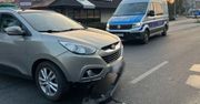 Pijany kierowca hyundaia uderzył w barierki. Świadek zabrał kluczyki i wezwał policję