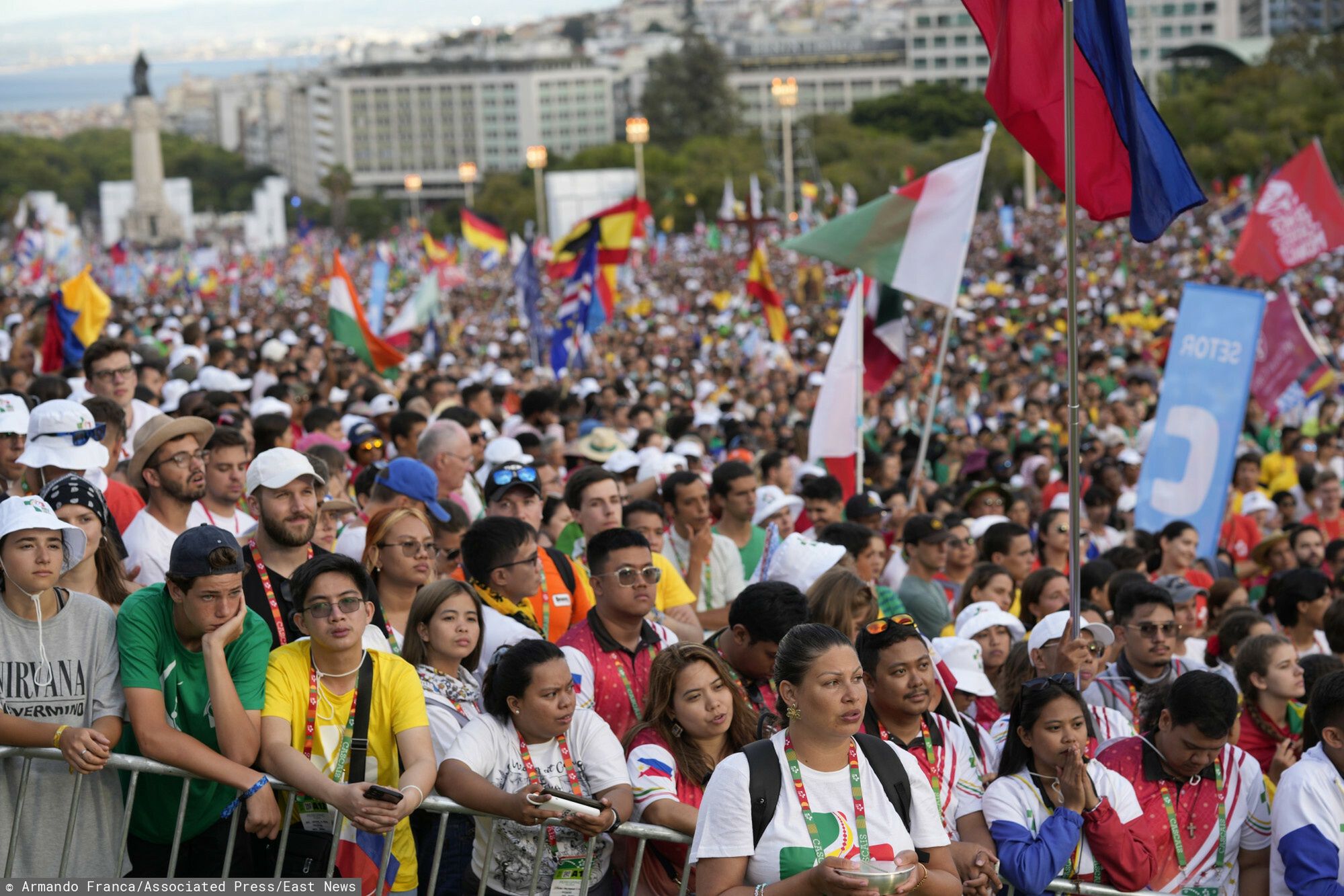 ?wiatowe Dni M?odzie?y w Portugalii
Several tens of thousands of pilgrims attended the opening mass of World Youth Day at Eduardo VII park in central Lisbon, Tuesday, Aug. 1, 2023. Pope Francis will arrive Aug. 2 to attend the event that is expected to bring hundreds of thousands of young Catholic faithful to Lisbon and finishes Aug. 6. (AP Photo/Armando Franca)
Armando Franca
