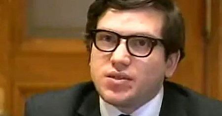 Był oskarżany o napaści seksualne. Upozorował własną śmierć