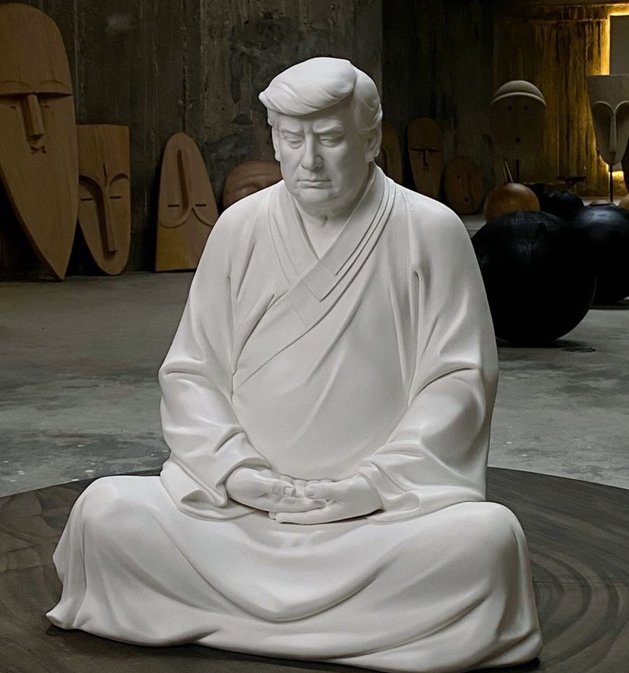 Porcelanowy Donald Trump