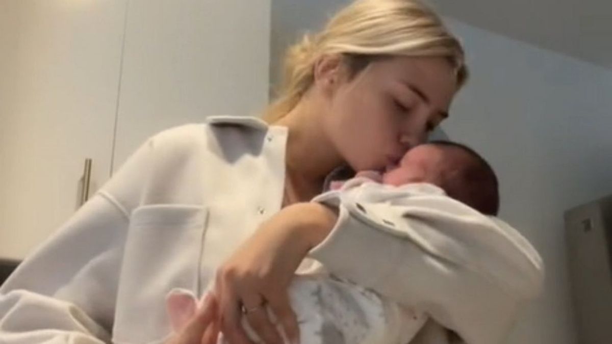 Tiktokerka niespodziewanie urodziła dziecko 