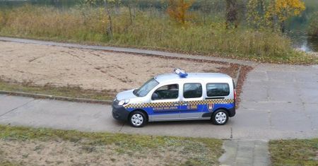 Dramatyczna interwencja w Płocku. Strażnicy miejscy pomogli 16-latkowi w kryzysie