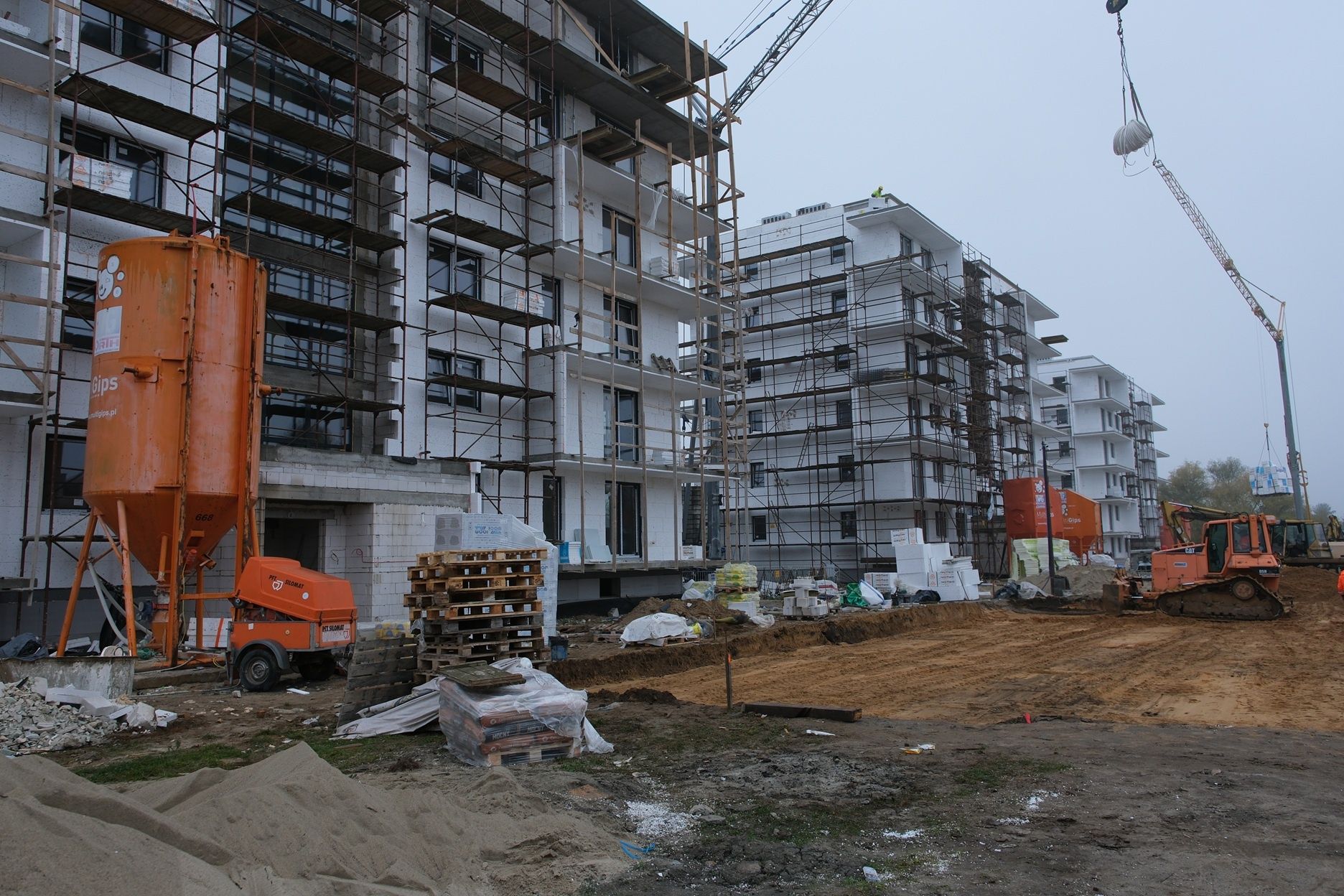 Budowa bloków przy Hubalczyków wyprzedza harmonogram
