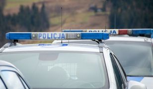 11 listopada. Pociąg jadący do Warszawy zniszczony. Konwój policji