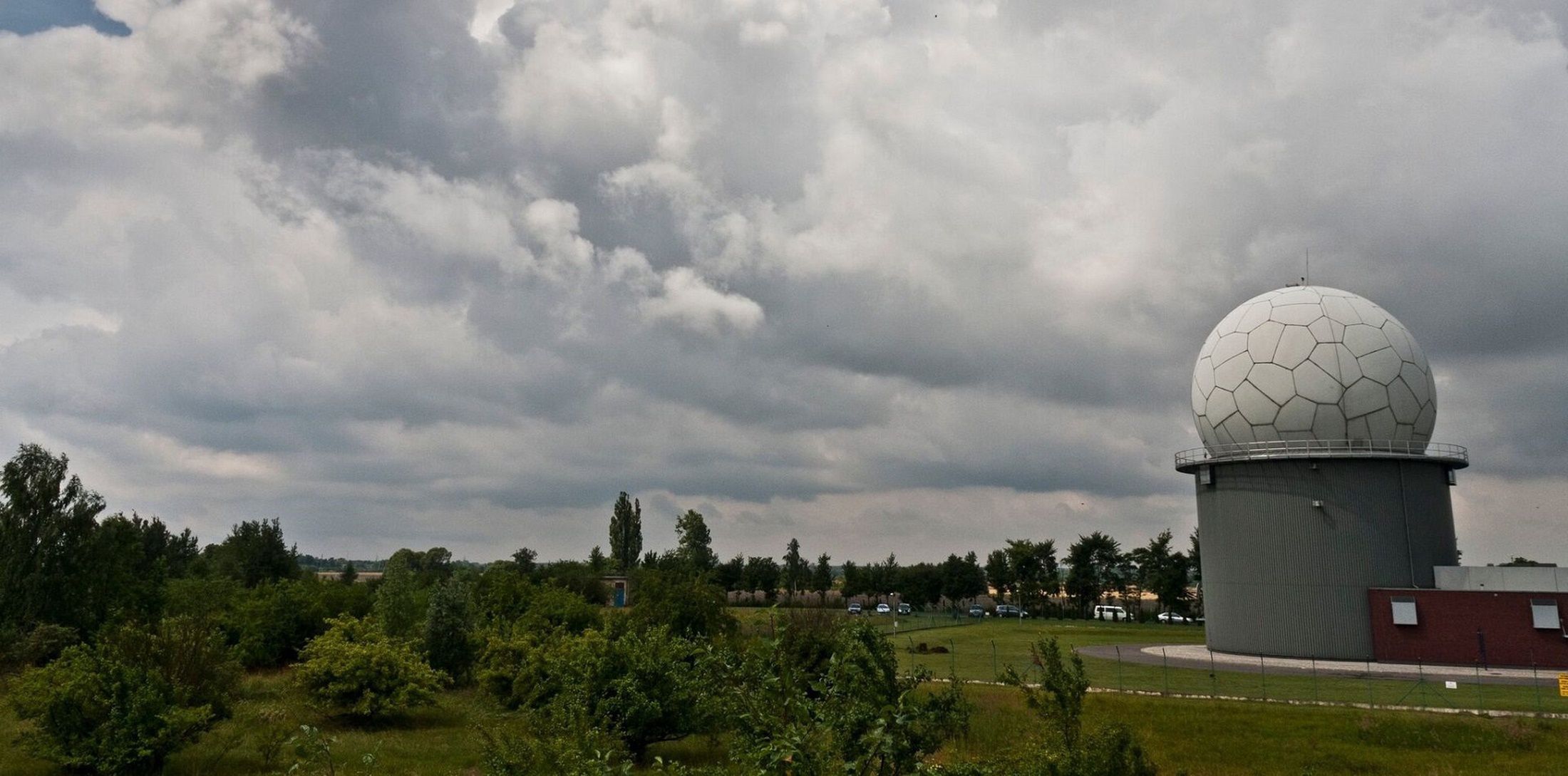 Jeden z radarów RAT-31DL zlokalizowanych w Polsce