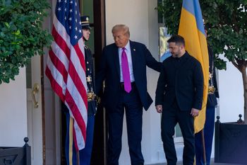 Axios o spotkaniu Trump-Zełenski. "Nikt nie krzyczał, ale było ciężko"