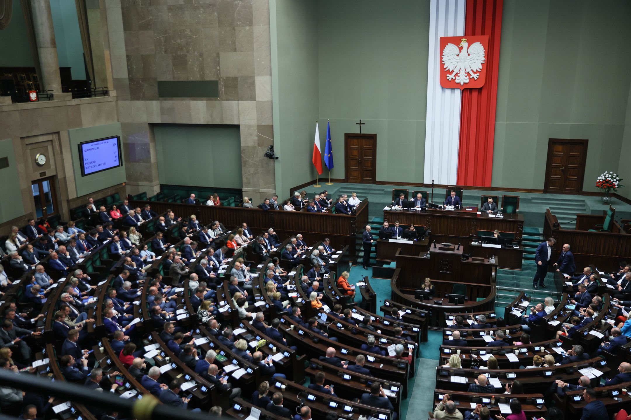 pos�owie
Warszawa, 15.05.2024. Pos�owie na sali plenarnej Sejmu w Warszawie, 15 bm. Sejm przyj�� ustaw� o bonie energetycznym w wersji rz�dowej. (jm) PAP/Leszek Szyma�ski
Leszek Szyma�ski
10, 10., kadencja, kadencji, parlament, polityk polityka, posiedzenie, posiedzenie Sejmu, sala obrad, sejm, sejmowa, sejmu, X