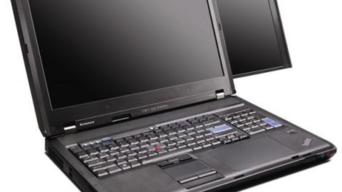 Notebook z dwoma wyświetlaczami LCD 1