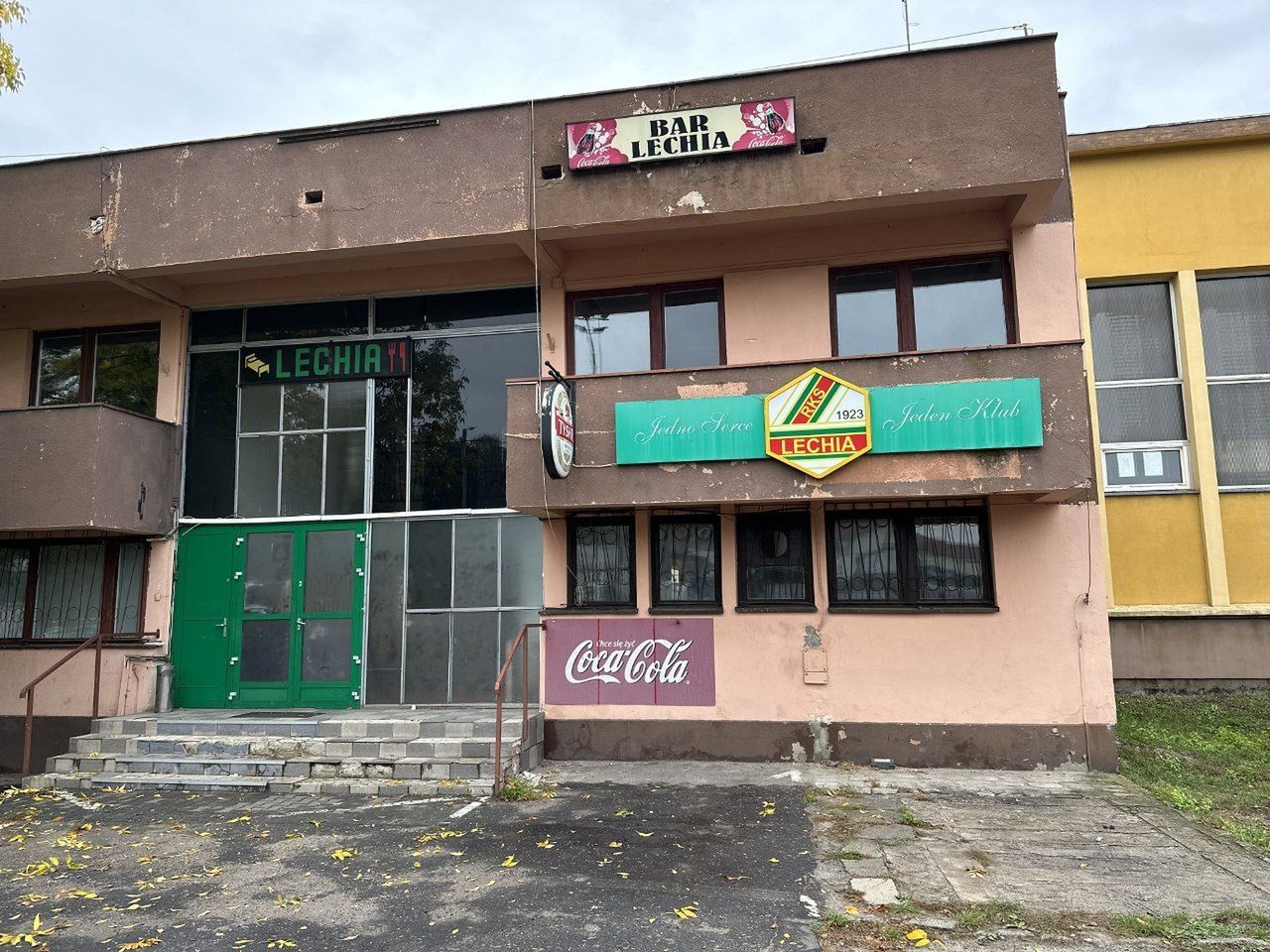 Nowa hala sportowa i trybuna na stadionie w Tomaszowie coraz bliżej