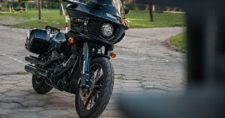 Test: Harley-Davidson Low Rider ST - małe zmiany, duży efekt