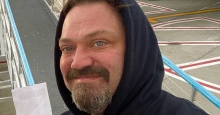 O 5:30 przyszli do jego domu. Bam Margera aresztowany