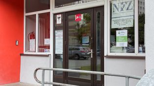 Lekarze nie chcą pracować w NFZ. MZ zmienia zasady