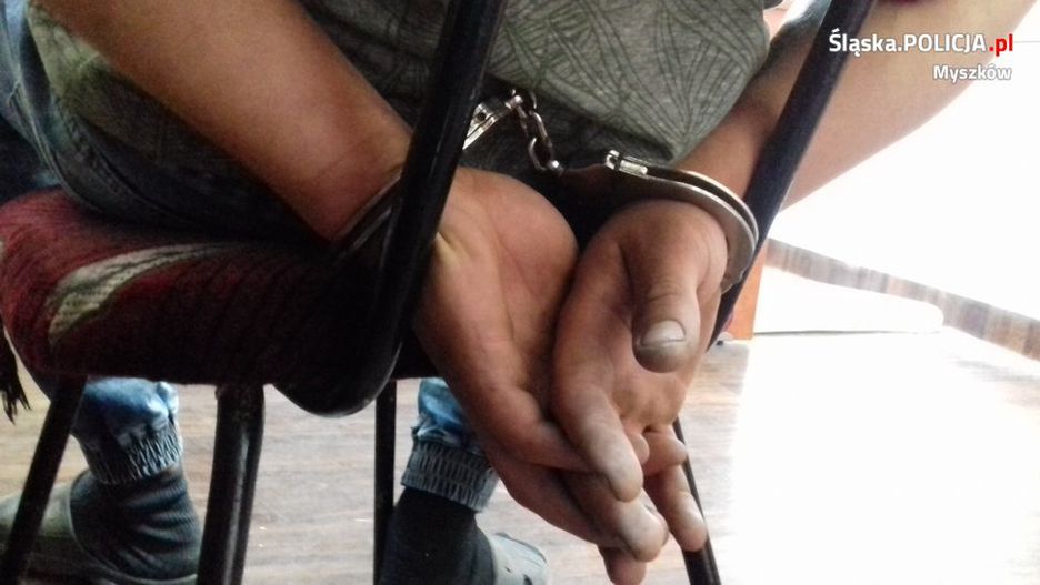 Myszków. Policjanci nie mieli żądnych problemów z namierzeniem 22-letniego włamywacza.