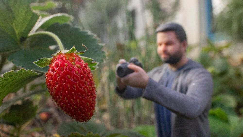 Fotograf zeskanował się, wydrukował w 3D i zaczął wstawiać na zdjęcia 2