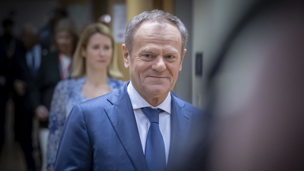Prime Minister of Poland Donald Tusk before the round table session on the second of the European Council summit at the EU headquarters. Leaders discussed during the meeting Russia's aggression against Ukraine and the Middle East conflict situation while they focused also on security and defense, emphasizing in Europe's need to enhance overall readiness. The bloc discussions span military support for Ukraine, external relations, migration, agriculture, regional conflicts, EU enlargement process. The day marked the celebration for the 30th anniversary of the EEA European Economic Area of the 30 countries participating. Polish PM warned recently that war is a real threat and Europe is in a pre-war era and not ready. EUCO in Brussels, Belgium on March 22, 2024 (Photo by Nicolas Economou/NurPhoto via Getty Images)