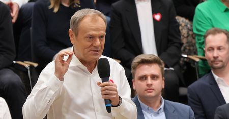 Tusk otrzyma podwyżkę. Czekają go waloryzacje