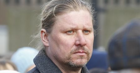 Andrzej Nejman znów ma kłopoty. Ujawniono, że KUPIŁ mieszkanie, które fundacja jego żony WYNAJĘŁA Teatrowi Kwadrat...