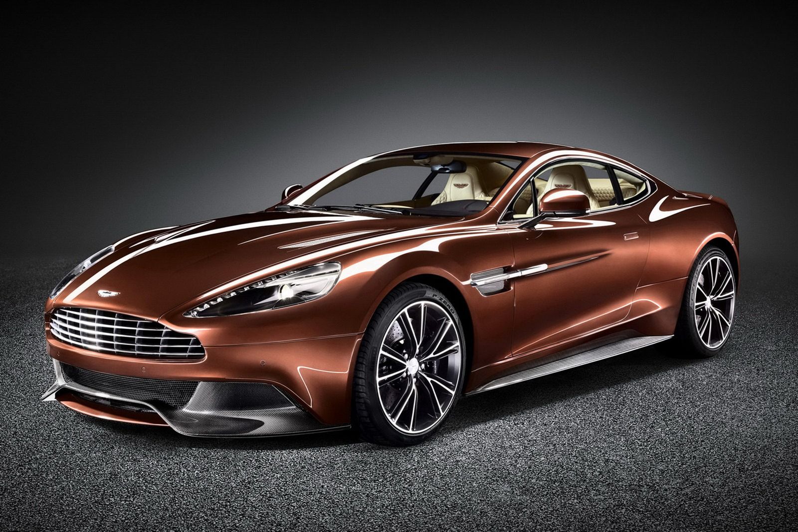 2013 Aston Martin Vanquish - uczta dla oczu [galeria] 24