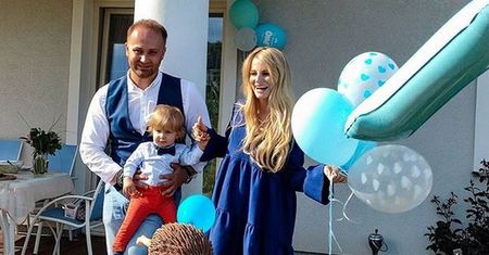 Anita i Adrian świętują 1. urodziny syna. Zaraz na świecie powitają drugie dziecko