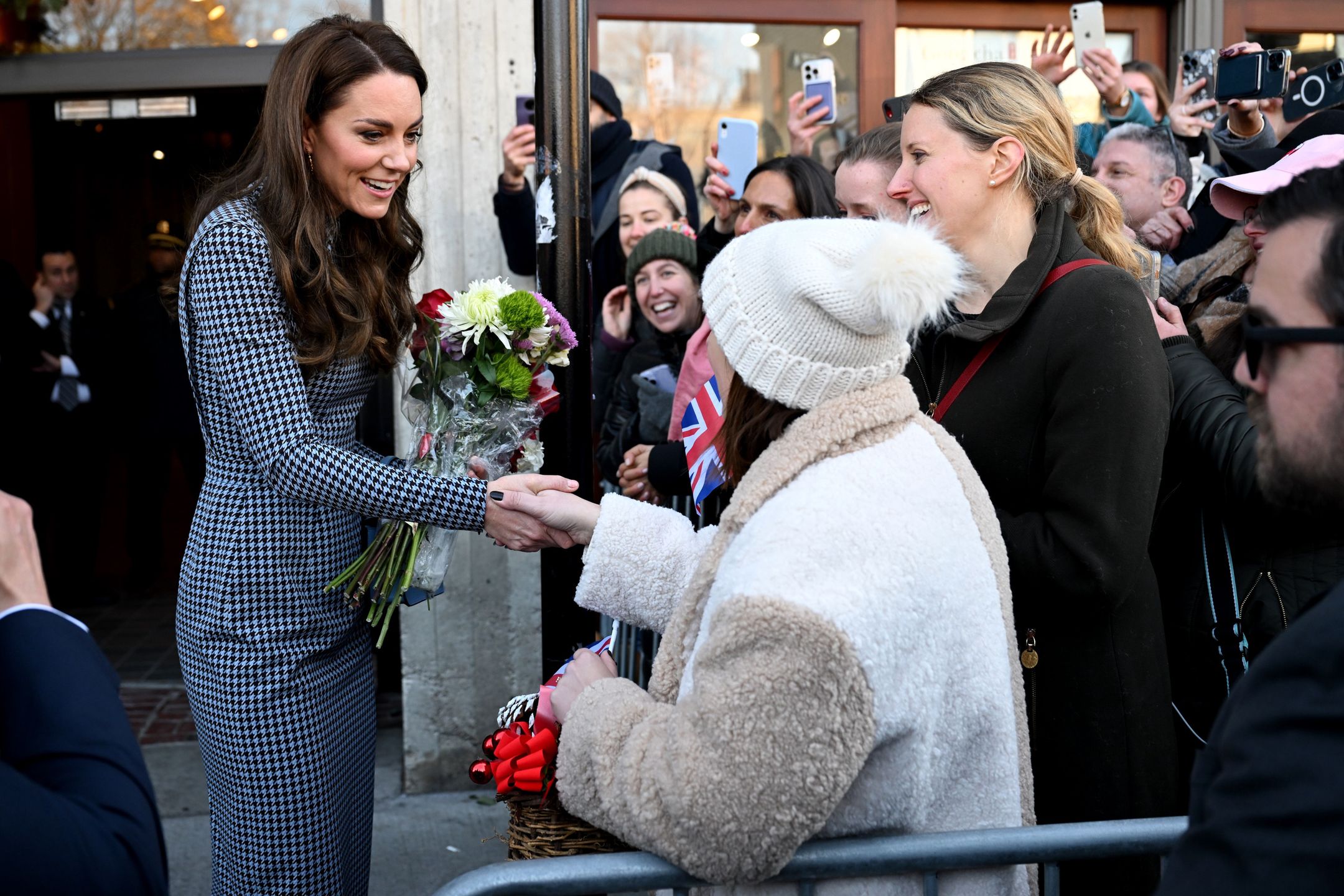 Księżna Kate stara się być blisko obywateli