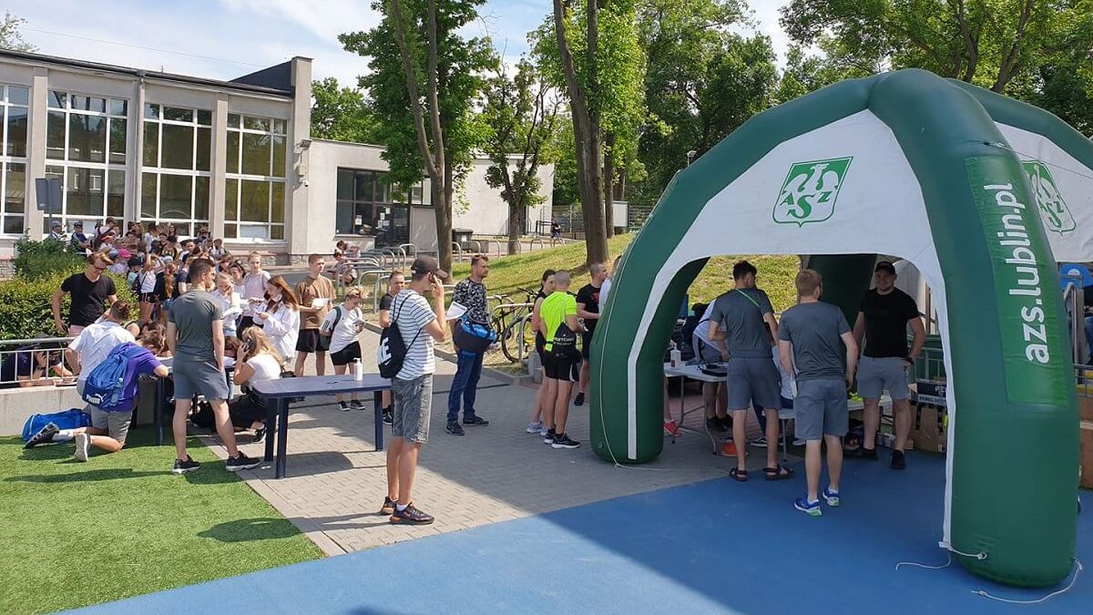 Test Coopera na stadionie lekkoatletycznym w Lublinie