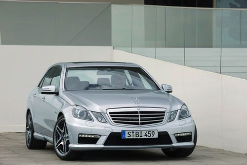 MErcedes-Benz 63 AMG