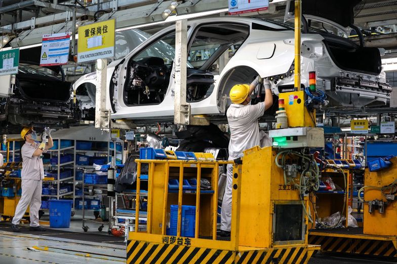 Dongfeng Nissan's Xiangyang Plant
XIANGYANG, CHINA - AUGUST 04: Employees work on the assembly line of Altima sedan at the Xiangyang plant of Dongfeng Nissan Passenger Vehicle Company on August 4, 2022 in Xiangyang, Hubei Province of China. (Photo by Yang Dong/VCG via Getty Images)
VCG
xiangyang, vehicle brand names, china, production, high-tech industrial development zone