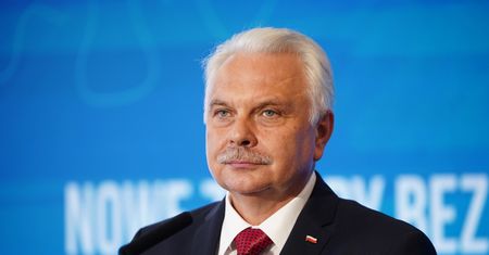 Koronawirus w Polsce. Waldemar Kraska do "antymaseczkowców": to nie ściema, opamiętajmy się