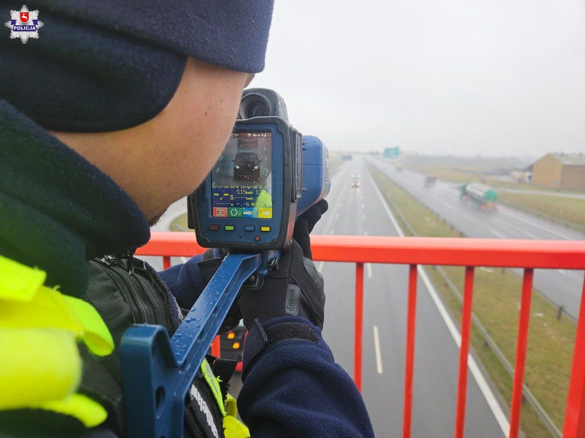 Lublin: Policjanci przeszkoleni w obsłudze ręcznych mierników prędkości