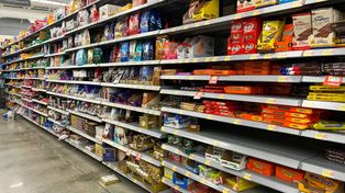 Kraków: Nietypowa kradzież. 48-latek ukradł 76 czekolad