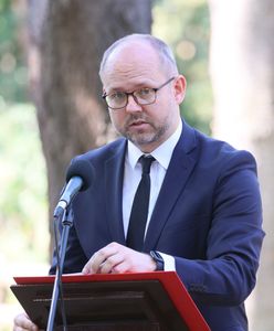 "Byłoby znacznie łatwiej". Przydacz odpowiada Sikorskiemu