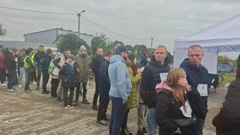 Skierniewice: Kolejka bez końca! Bieg z Psyjacielem przyciągnął setki osób