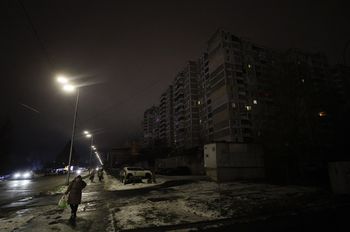 Kijów marznie po ataku. Mieszkańcy bez prądu i ogrzewania
