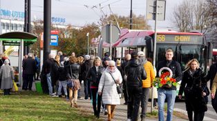 Lublin: Zmiany w organizacji ruchu. Jak dojechać do cmentarzy?